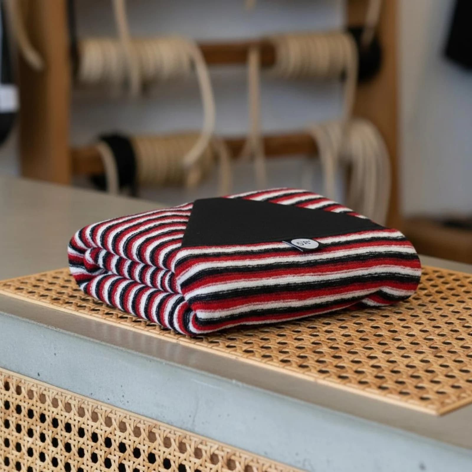Surfboard Sock Cover Surfboard Coating Resistant Wave-Riding Sock Striped Surfboard Cover Stretch Fit Sports Accessory Thick