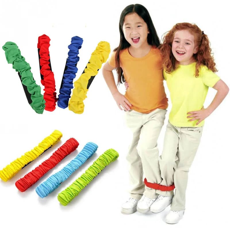 Interactive Game Children's Player-Children, Race Three Legs with Corde Annodates, Sports Game from Exterior