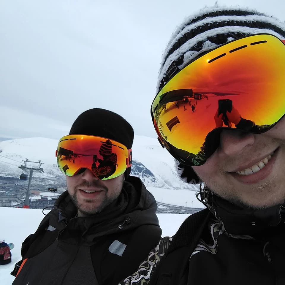 LOCLE Ski Goggles Men Women Double Layers UV400 Anti-fog Ski Eyewear Skiing Glasses Snowboard Skateboard Motocross Ski Masks
