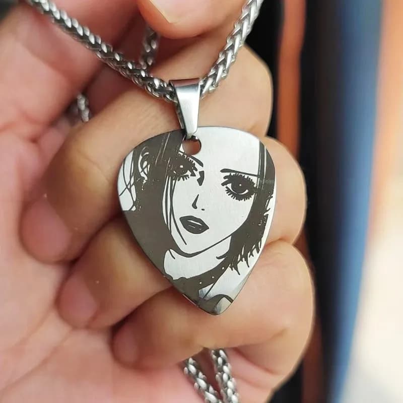 Anime NANA Oosaki Nana Collana Cosplay Rock Girocollo unisex in acciaio inossidabile Plettro per chitarra Accessori per gioielli Puntelli
