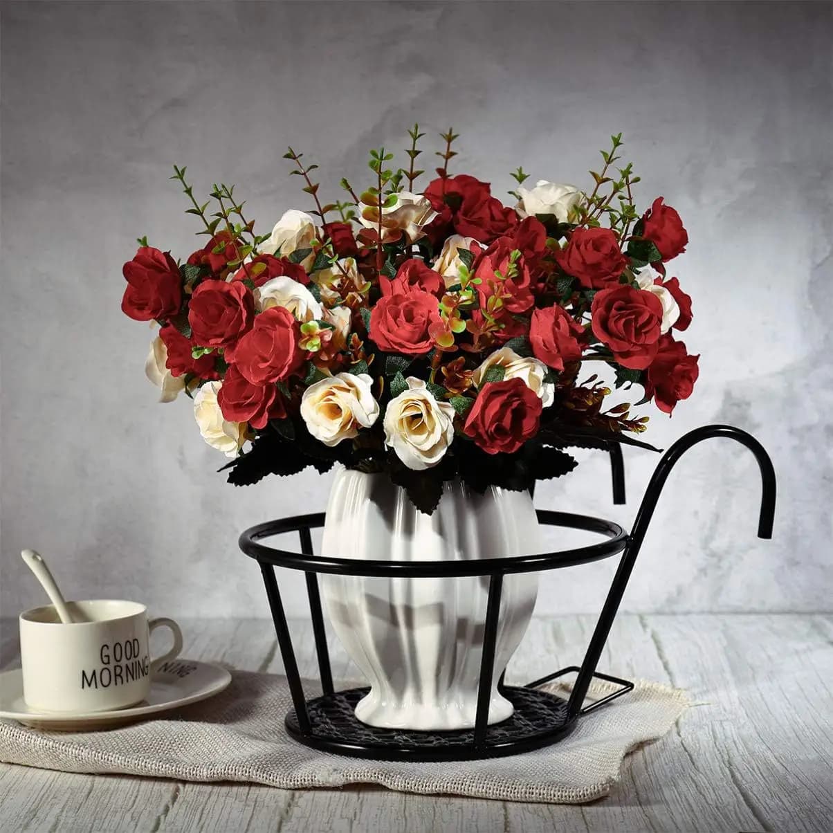 Iron Flower Rack One Pack of 3 Iron Basket Hanging Flower Pots with Hooks Metal Plant Hanging Detachable for Balcony