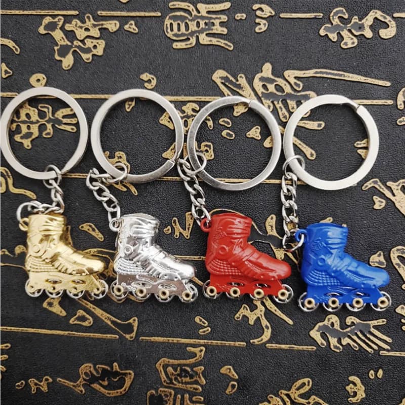 Creativo pattini da ghiaccio con punta delle dita Portachiavi Ciondolo Gioielli di tendenza Mini scooter in metallo unisex Design Portachiavi per auto Accessori Piccolo giocattolo
