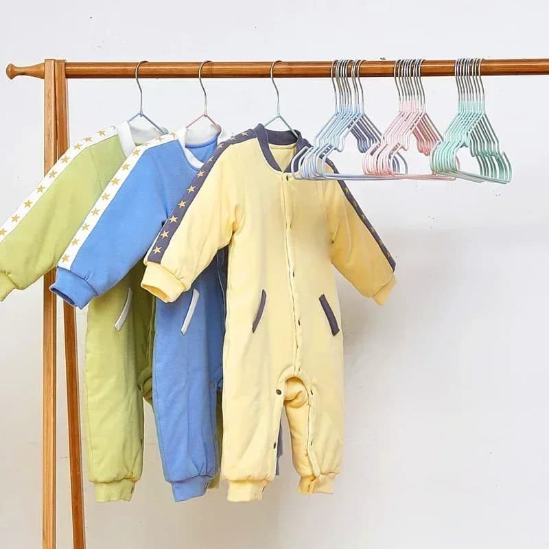 Children's Style 30 cm Anti-slip Rubber Coated Clothes rack PVC Coated Metal Newborne Clothes Organization for the Home in the Dorm
