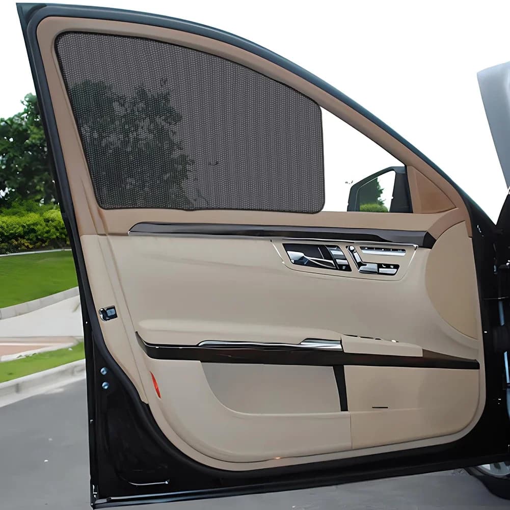 Parasole magnetico per finestrino laterale per auto con foro piccolo Pellicola di protezione UV nera per auto Tenda per finestra per finestra Copertura parasole in rete per finestra