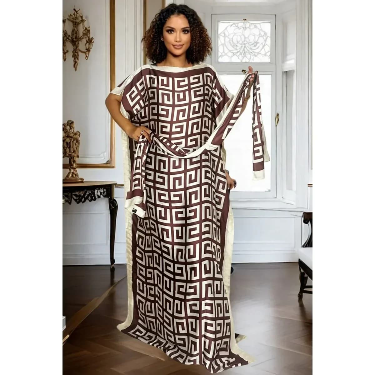 Elegante camicia oversize con motivo geometrico e sciarpa abbinata per tutte le stagioni
