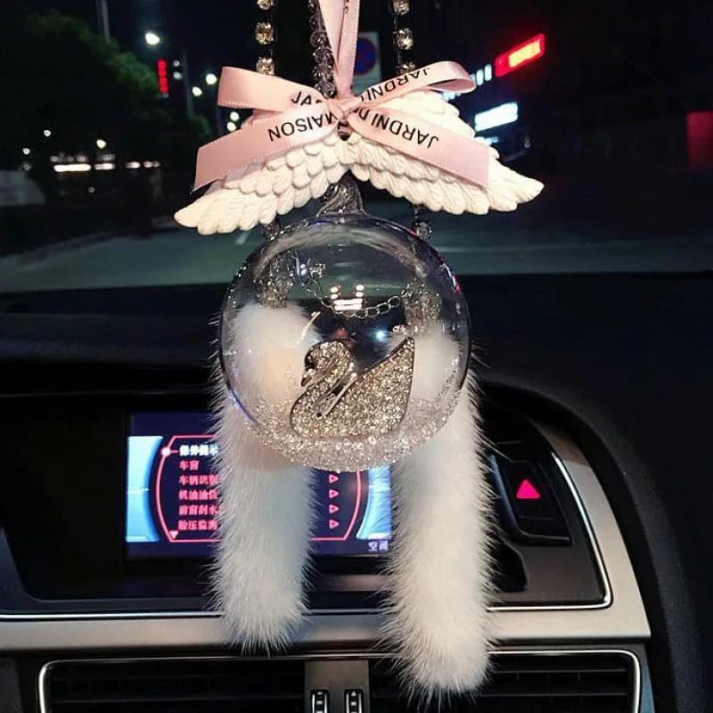 Decorazione per auto famosa in Internet Ciondolo in cristallo di cigno Sfera di vetro Ciondolo in cristallo montato su auto Specchietto retrovisore Decorazione femminile per auto