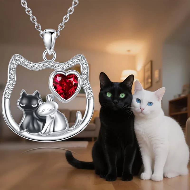 Creative Personality Black and White Cat, Love Necklace Couple Anniversary Pendant Valentine's Day Gift Cute Necklace