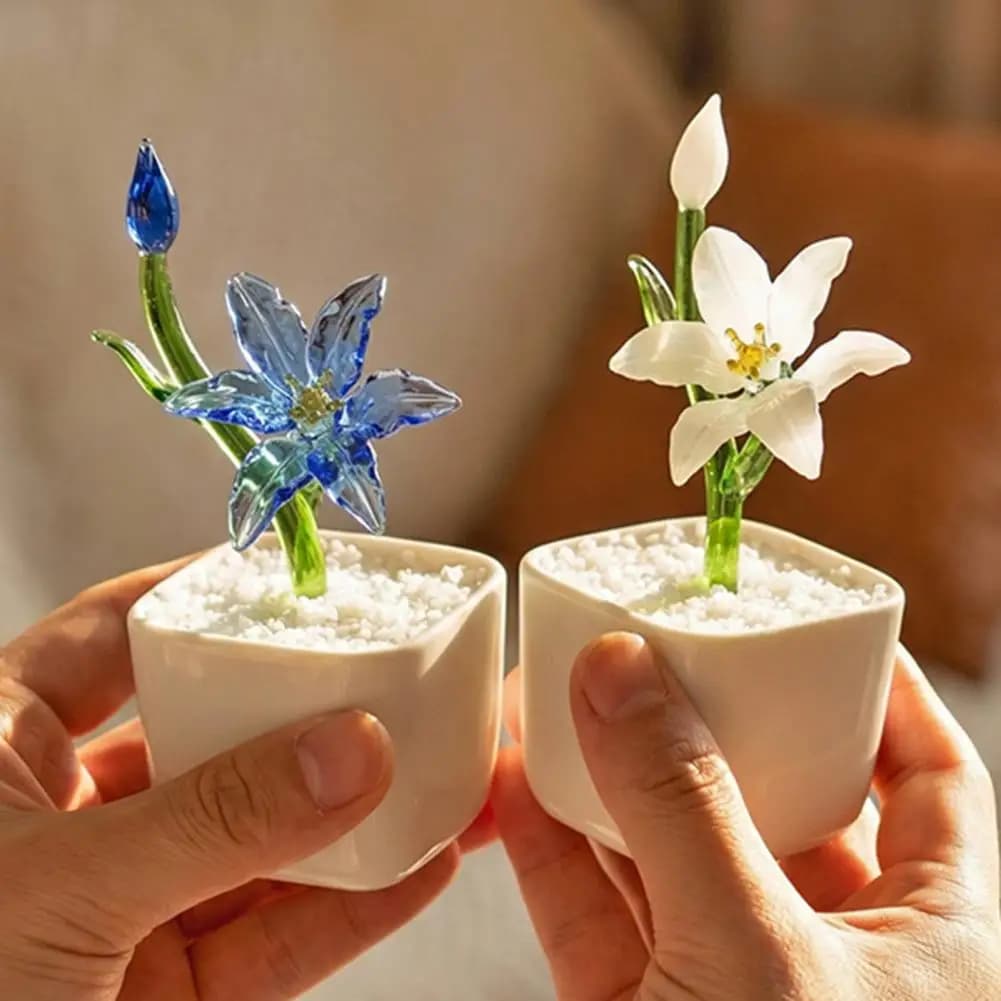Mini Figurina di Fiore in Vaso di Vetro Soffiato a Mano, Ornamento Collezionabile di Giglio Artificiale in Finto Cristallo per Donne, Mamme, Matrimoni, Casa