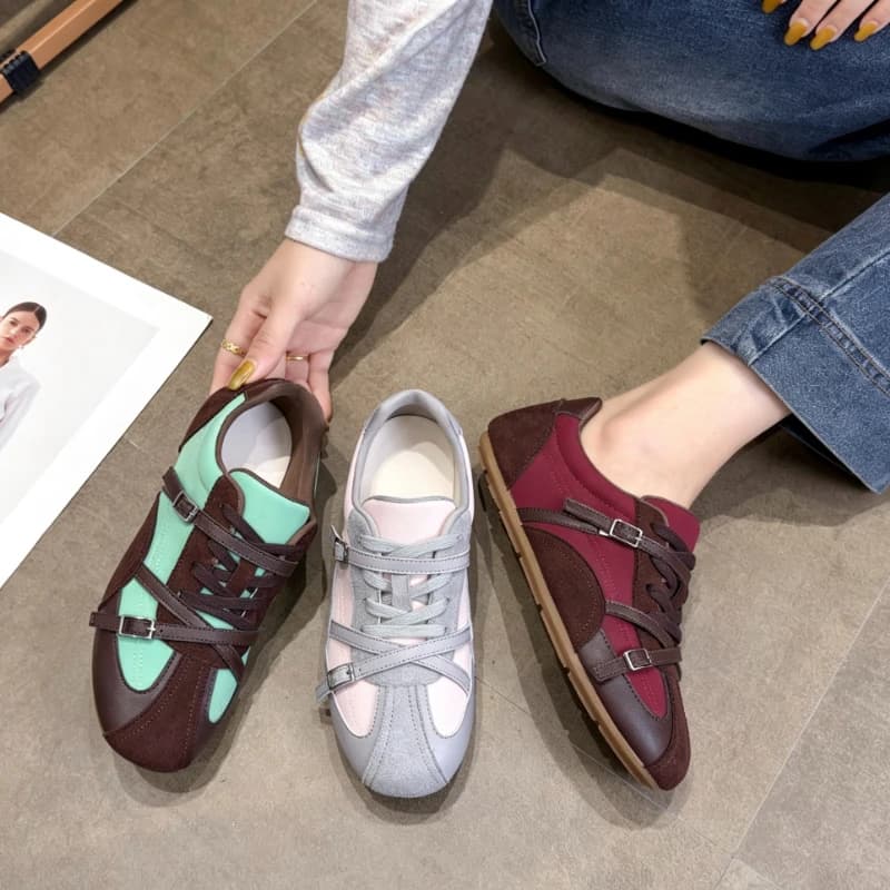 Spring Autumn Belt Buckle Design Casual Running Shoes Women's 2026 New Outdoor Casual Non-Slip Lightweight Moral Training Shoes