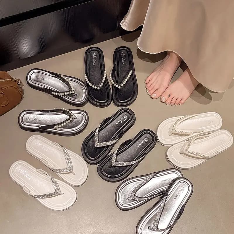 Faionable Sandali con tacco Thi da donna Estate Abbigliamento da esterno Pearl Roman Sle Pantofole da spiaggia in materiale PVC con tacco piatto
