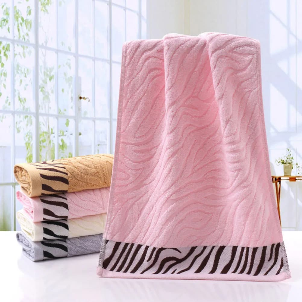 1 Piece Eco Friendly Bamboo Polyester Towel 34x76cm Stylish Tiger Design Super Absorbent Quick Dry for Bath Beach Travel