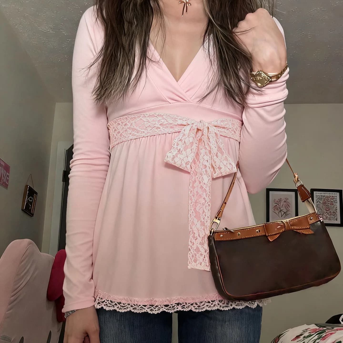 Y2K Rosa Lace Trim Patchwork Manica lunga con scollo a V Pullover Tees Bow Bandage T-shirt Donna Autunno Casual Crop Top