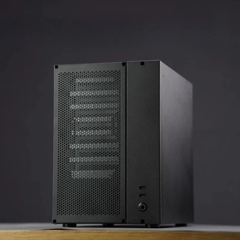 Chassis NAS a 8 Bay ATX Nero Synology Flying Bull, Case per Hard Disk, Alimentatore ATX, Dissipatore Mid-Tower