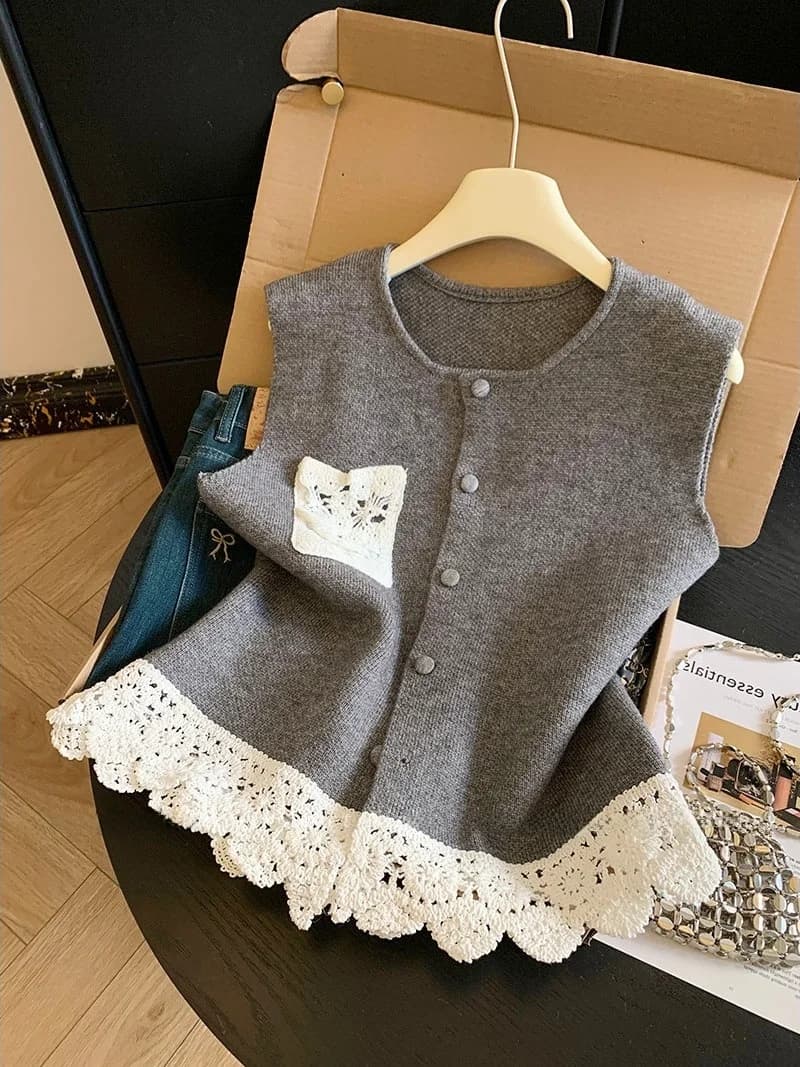Grey Lace Trim Splice Knitted Vest Women's Sleeveless Open Cardigan Outerwear Layering Top Soft Loose Fit round Neck Button D...