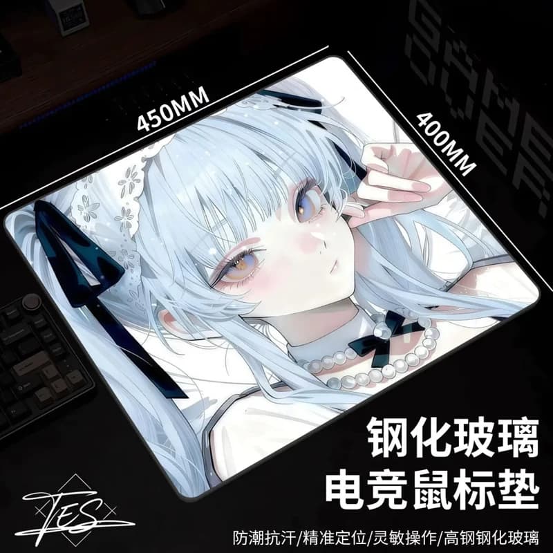Tappetino per Mouse in Vetro Anime Giapponese con Ragazze Carine, Superficie Liscia Opaca Impermeabile, Disponibile in Diverse Dimensioni