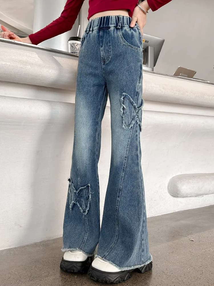 Jeans a zampa d'elefante per ragazze Primavera Autunno 2026 Pantaloni in denim per bambini di nuovo stile Trendy Adolescenti Bambini Jeans slim fit per 4-14 anni
