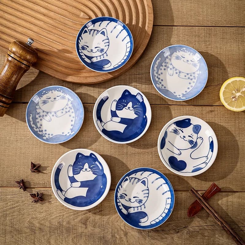 Japanese style ceramic dessert sauce dish, creative dishes, cute cartoon, lucky cat model, fruit sushi dishes shaped like water drop