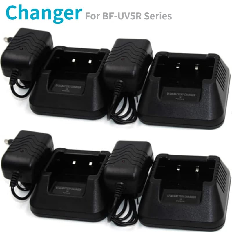 4 Pezzi Base di Ricarica da Tavolo Baofeng UV-5R BF-F8HP, Caricabatterie per Radio Bidirezionale 100v-240V per Serie UV-5R, Accessori per Walkie Talkie