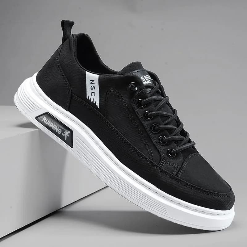 Spring Summer Men Canvas Shoes Outdoor Lightweight Breathable Flats Casual Shoes Wear-resistant Soft Sole Youth Running Sneakers