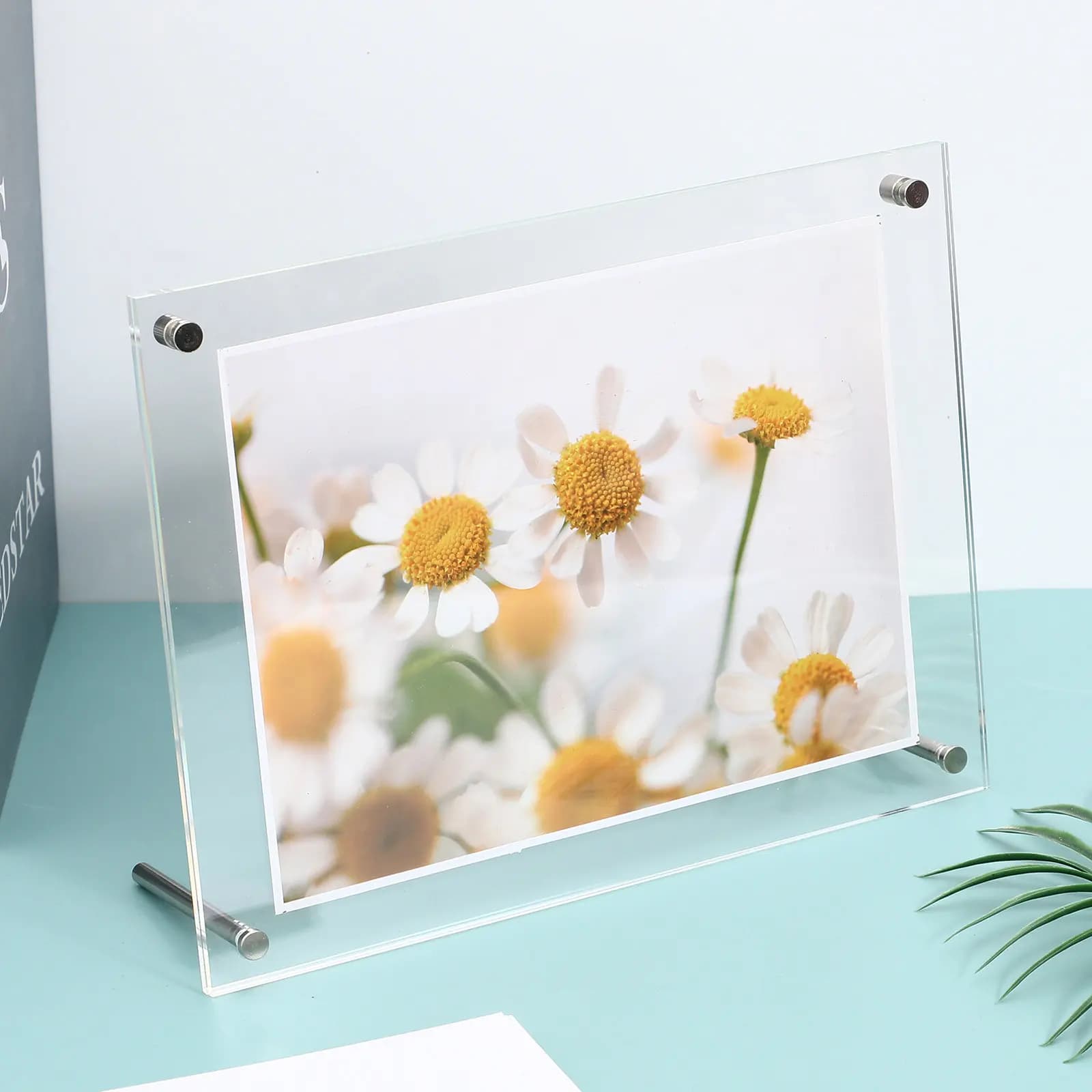 Cornice Portafoto in Acrilico Trasparente Antigraffio per Foto di Matrimonio e Ricordi Scolastici, Facile Inserimento, Autoportante da Tavolo
