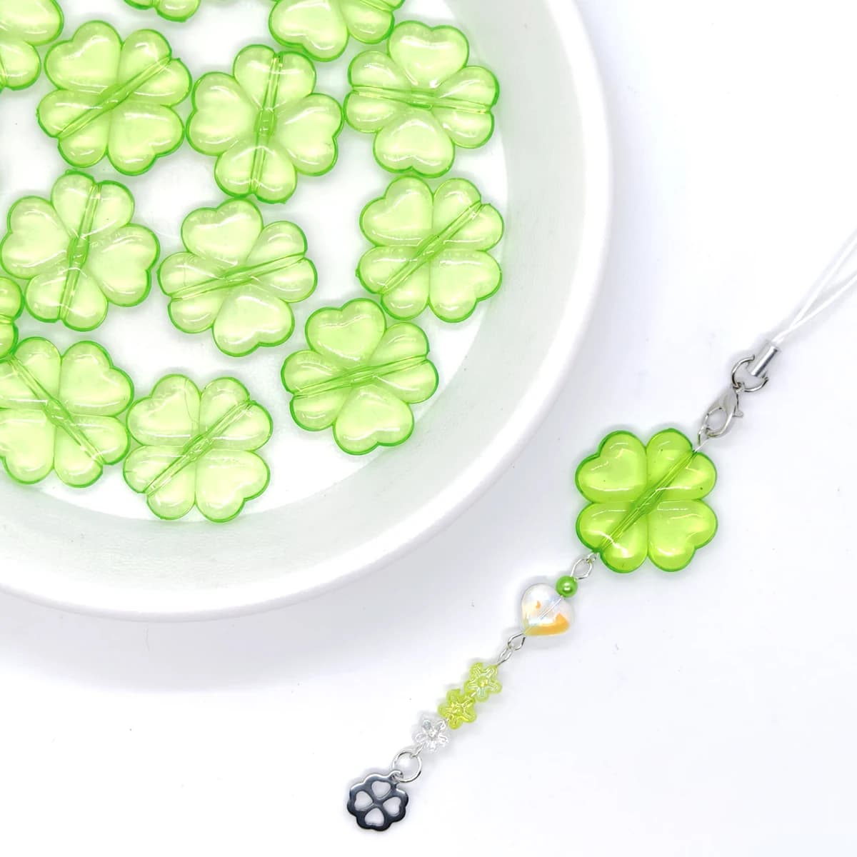 10pcs Lucky Green Transparent Large Four-Leaf Clover Shape Perforated Acrylic Beads for DIY Jewelry Necklace Phone Chain Handmad