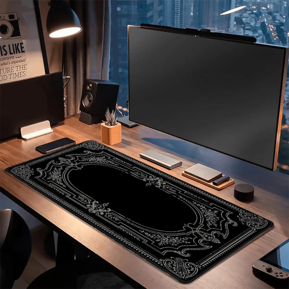 Tappetino per Mouse da Gaming Extra Large in Stile Barocco Vittoriano Bianco e Nero | Accessorio da scrivania con base in gomma antiscivolo, bordo cucito, regalo per gli amici