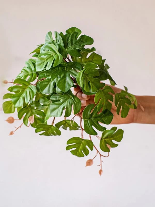 Pianta Artificiale di Piccole Dimensioni in Cesto Sospeso, Ornamento Decorativo da Parete, Bonsai Finto in Stile Nordico