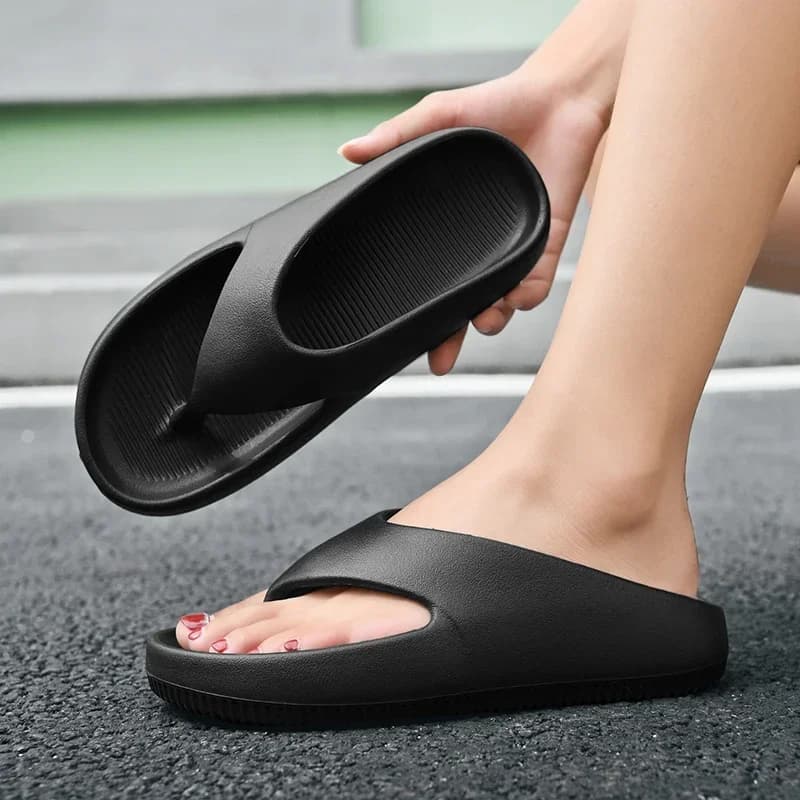 ELUVA Men's flip-flop Summer beach shoes Comfortable men's lightweight non-slip sandals Slippers Outdoor Slippers Slippers