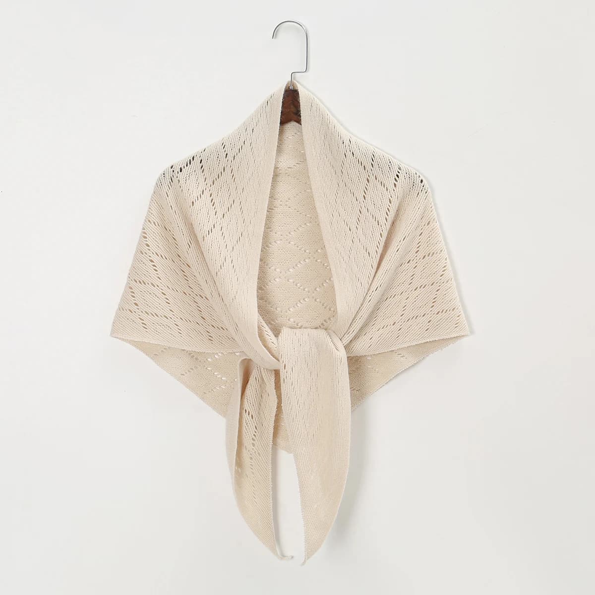 Scialle scavato a righe a forma di triangolo Mantello di protezione solare in stile coreano autunnale elegante avvolge Scialle lavorato a maglia a righe lavorate a maglia