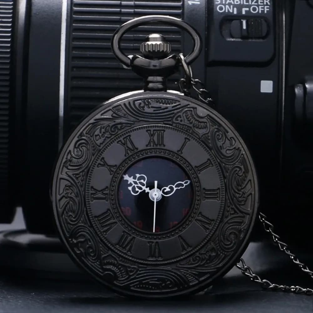 Orologio da taschino al quarzo classico con display in scala romana nera Orologio da taschino da uomo vintage Relogio con ciondolo a catena per il tempo libero