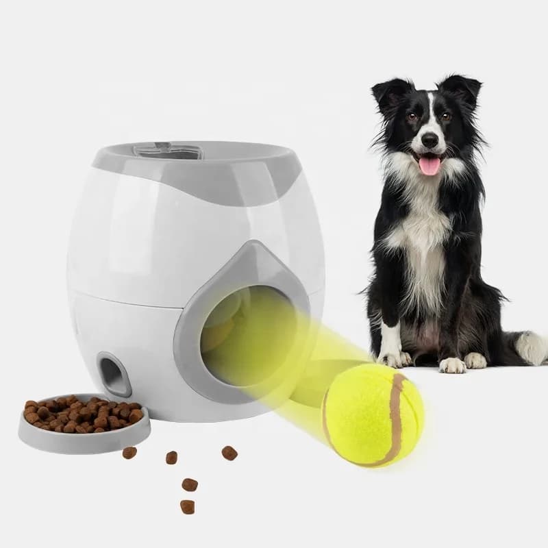 Vendita calda 2 in 1 lancio palla da tennis lanciatore macchina distributore di dolcetti alimentari puzzle giocattoli per addestramento del cane