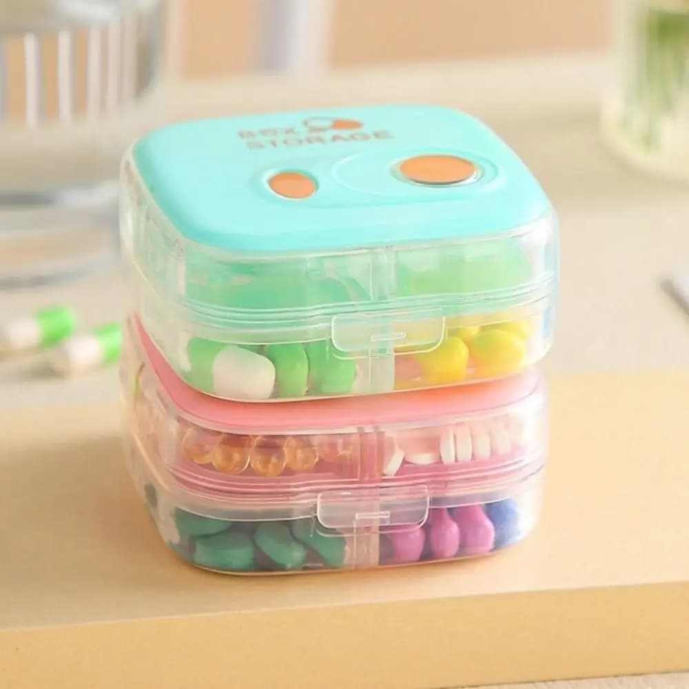 Portable Plastic Wallet with 8 Individual Parts, Mini Pill Container, Waterproof and Sealed, for Vitamins, Travel