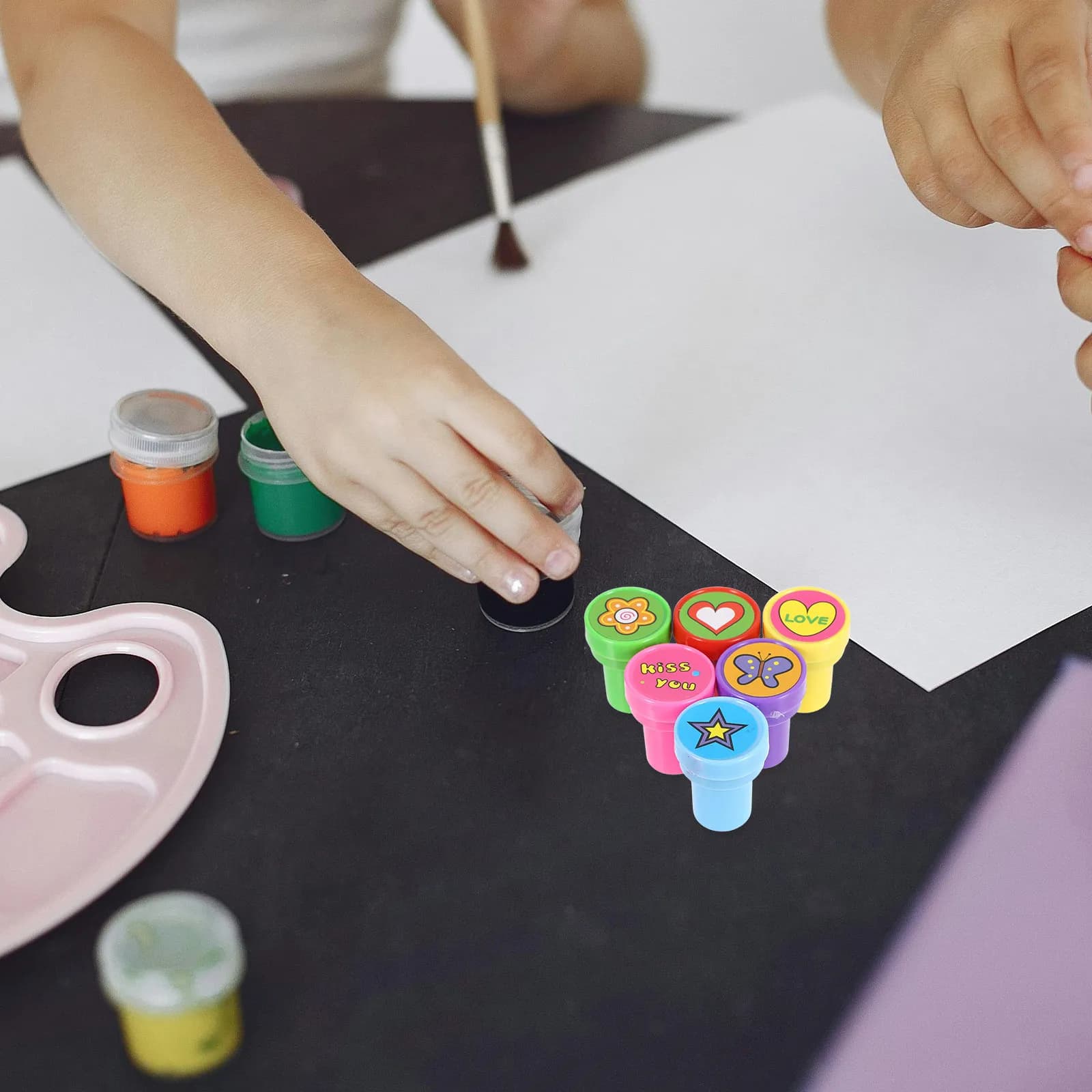 24Pcs Cartoon Stamp Set Kids Butterfly Flower Heart Butterfly Spring Party Crafting Birthday Garden Party Favors Goodie Bag