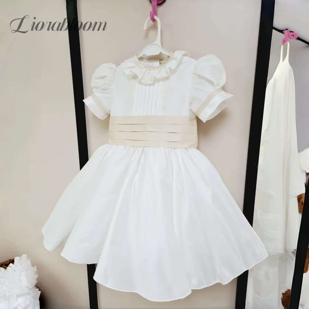 Abito da Comunione Personalizzato per Bambine in Stile Vintage, Vestito Bianco con Colletto in Pizzo, Maniche a Sbuffo in Tulle e Cintura per Matrimoni e Compleanni