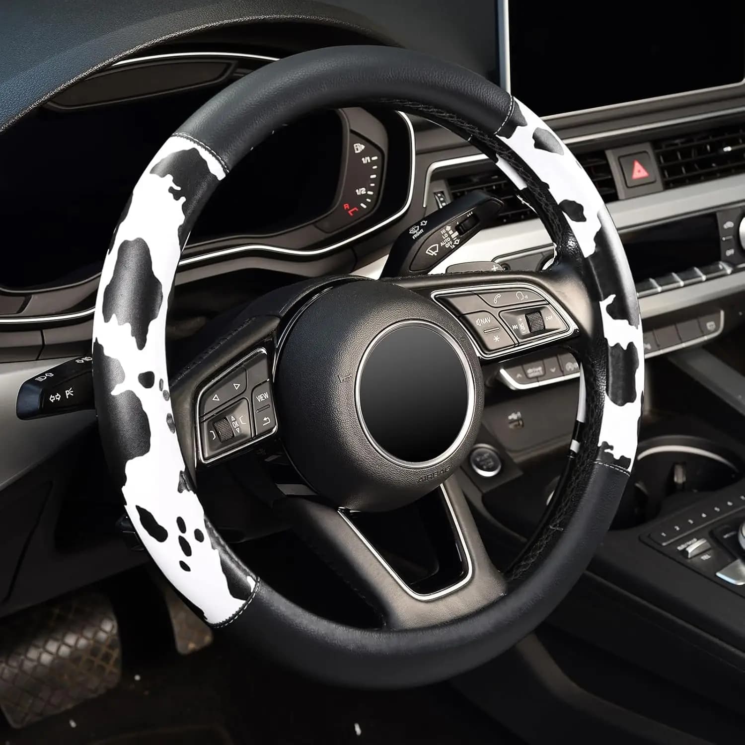 Universal Cover 14.5-15 Inches, made of Premium Microfiber Leather, Non-slip and Heat Resistant for Car, Truck and SUV