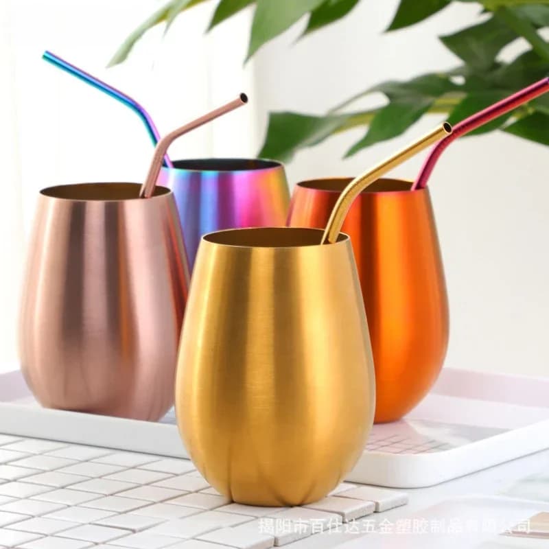 Boccale da birra in acciaio inossidabile 304 Bevande fredde Bicchieri da vino monostrato con placcatura in titanio Forniture per bar con tazza d'acqua per pancia grande da 500 ml