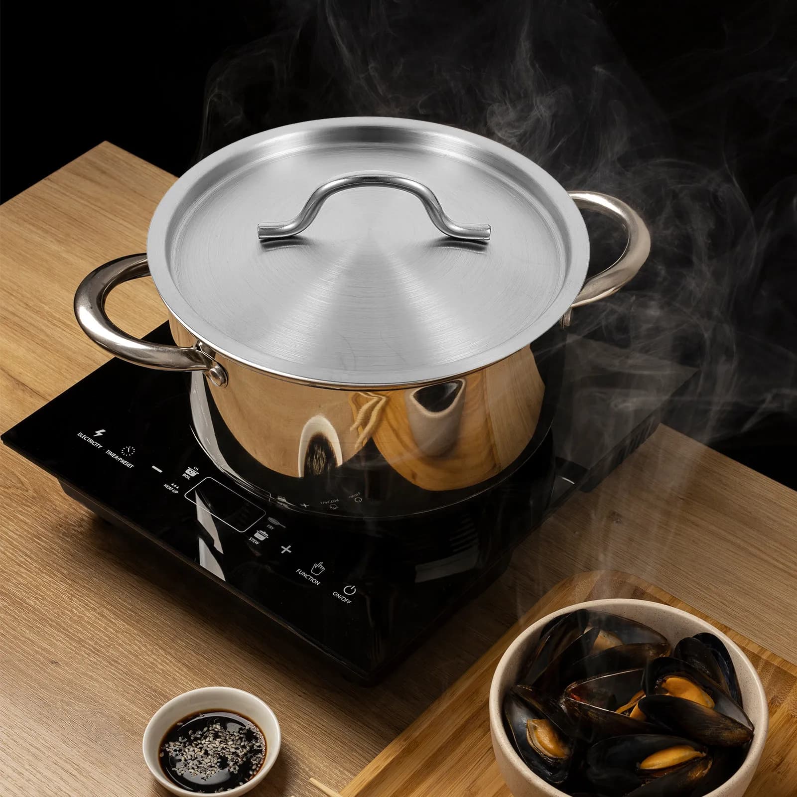 Universal Stainless Steel Pot Lid Round Replacement Frying Pan Cover Heavy Duty Cooking Pot Cover Kitchen Pan Lid Tight Seal