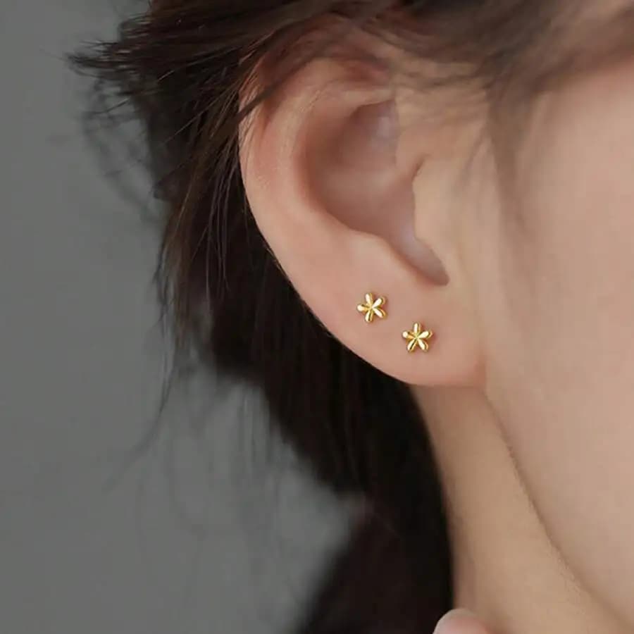 2pcs Mini Flower Stud Earrings For Women Daily Wear