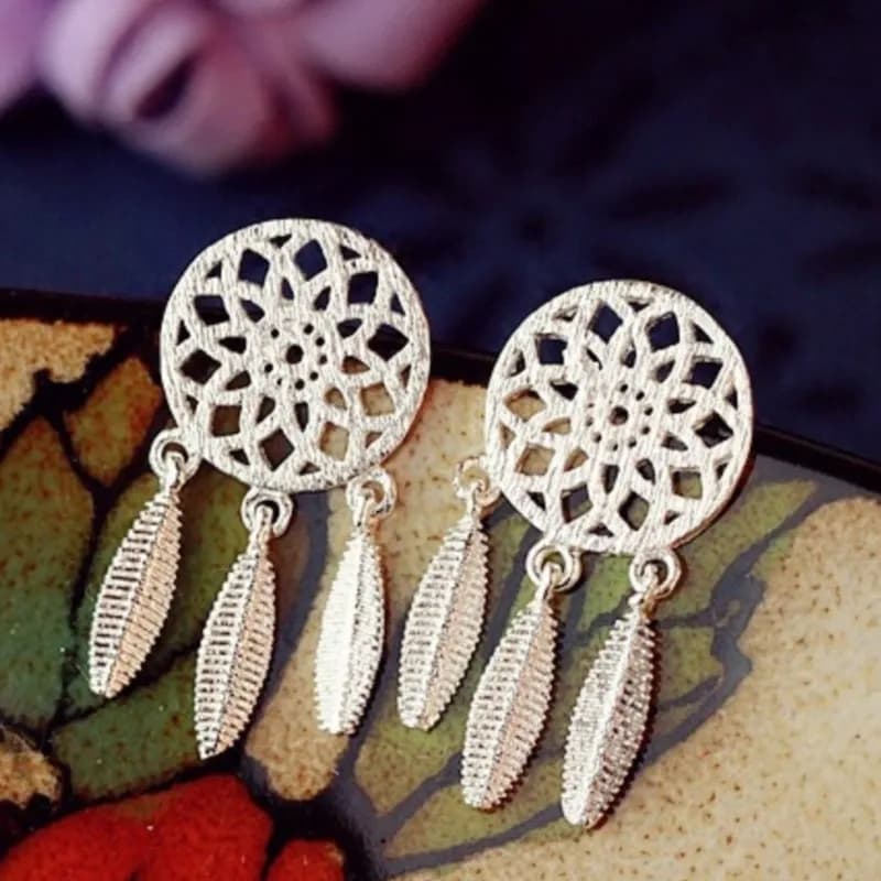 Dreamcatcher Delight: Exquisite Silver Color Dreamcatcher Earrings for Women - A Whimsical Accessory to Capture Your Dreams