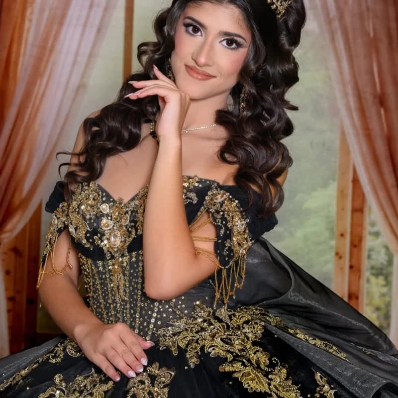 Black Quinceanera Dress Golden Glitter Crystal Decal Long tail off-shoulder Layering Bow Vestidos De 15 Quinceanera Customize