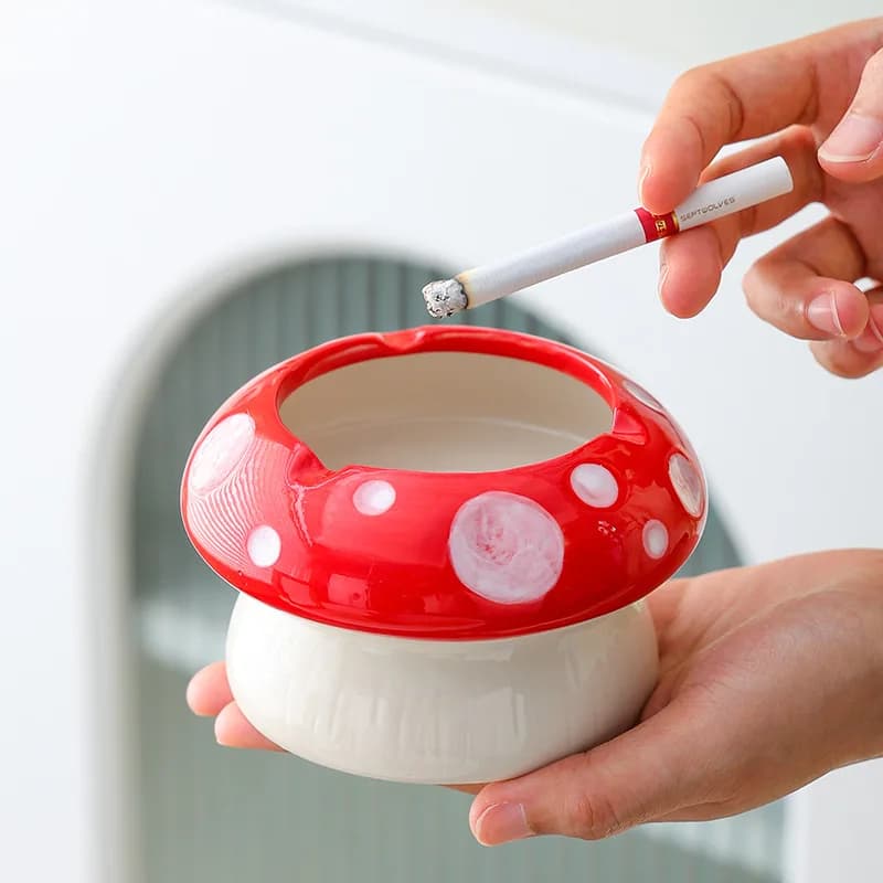 Simpatico posacenere in ceramica a forma di fungo, antivento, a prova di cenere, per ufficio, decorazione per desktop, posacenere per auto, decorazione per la casa