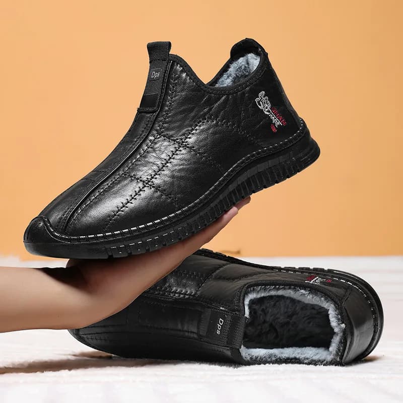 Thickened Warm Cotton Men's Shoes Old Beijing Cloth Shoes Anti-slip Winter Boots round Toe Casual Style Rubber Outsole