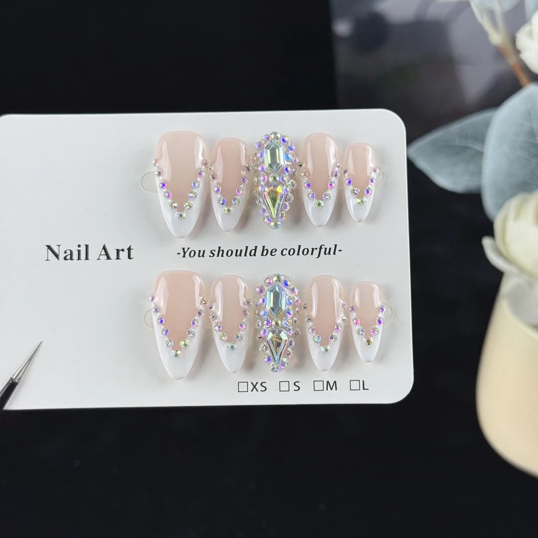 10pcs High-end Simple and elegant style, hand-painted V-shaped design, three-dimensional set of diamonds, and point diamond hand