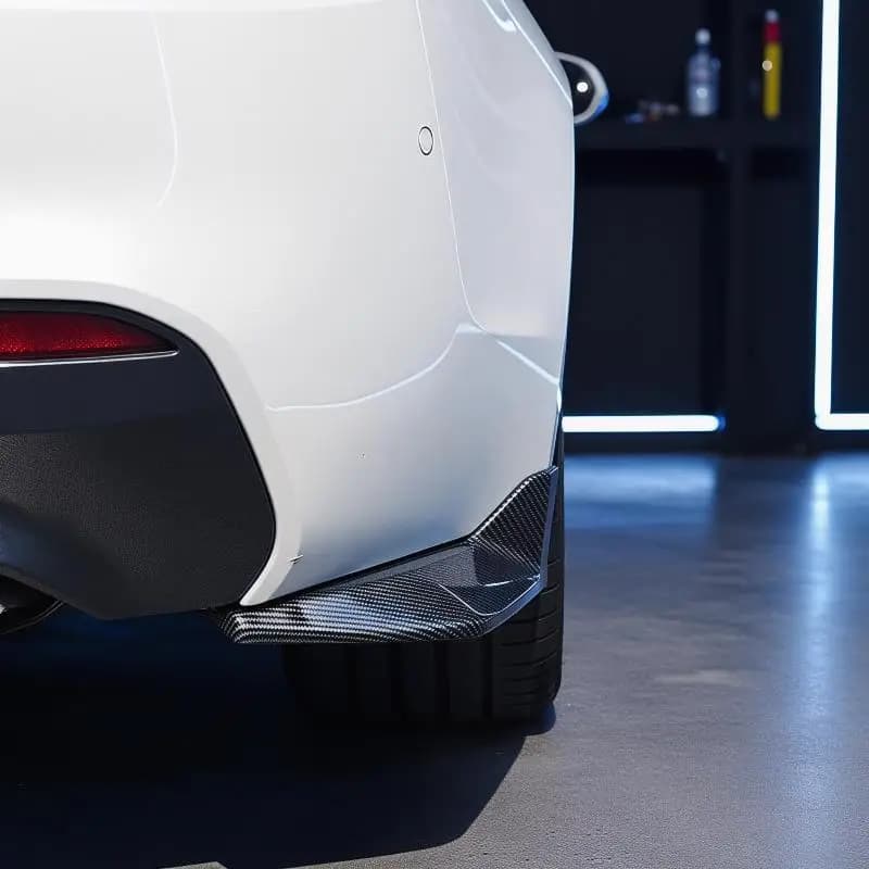 Car Rear Bumper Lip Diffuser Universal Carbon Fiber Texture Winglet for Aerodynamic Performance Sedan Modification
