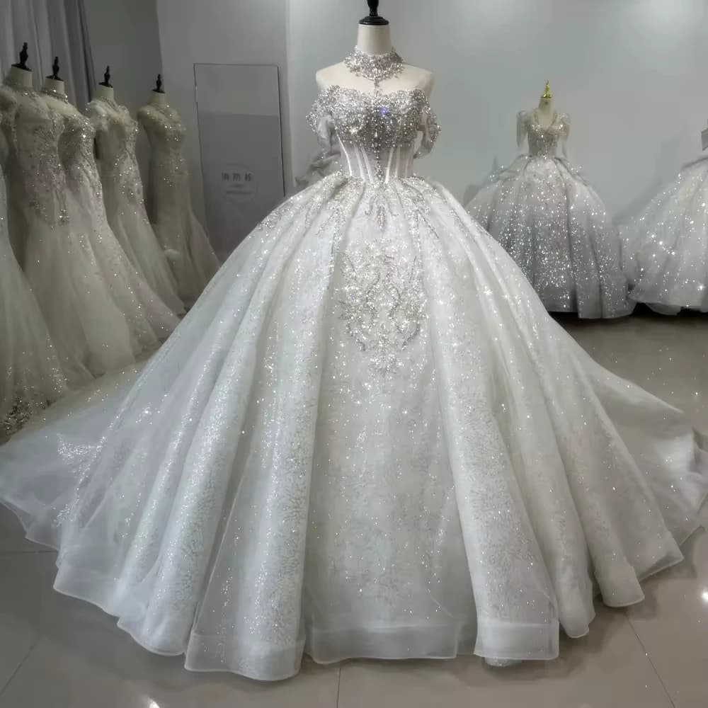 Abito da sposa civile senza maniche con spalle scoperte Abito da sposa con lacci sul retro Abito da sposa con perline e paillettes in cristallo