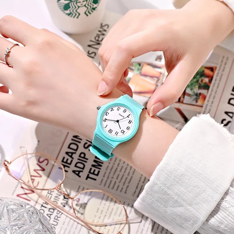 Silicone Strap Watch Simple Women's Quartz Wrist Watch For Students Small Round Waterproof Dial For Women Reloj Mujer
