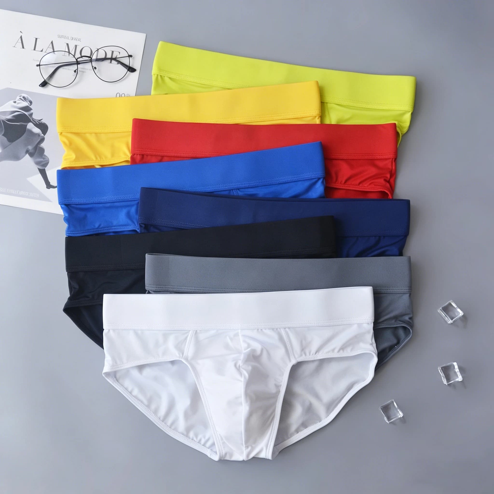 Slip da bagno da uomo a vita bassa 2026 in poliestere ad asciugatura rapida senza logo per un comfort casual