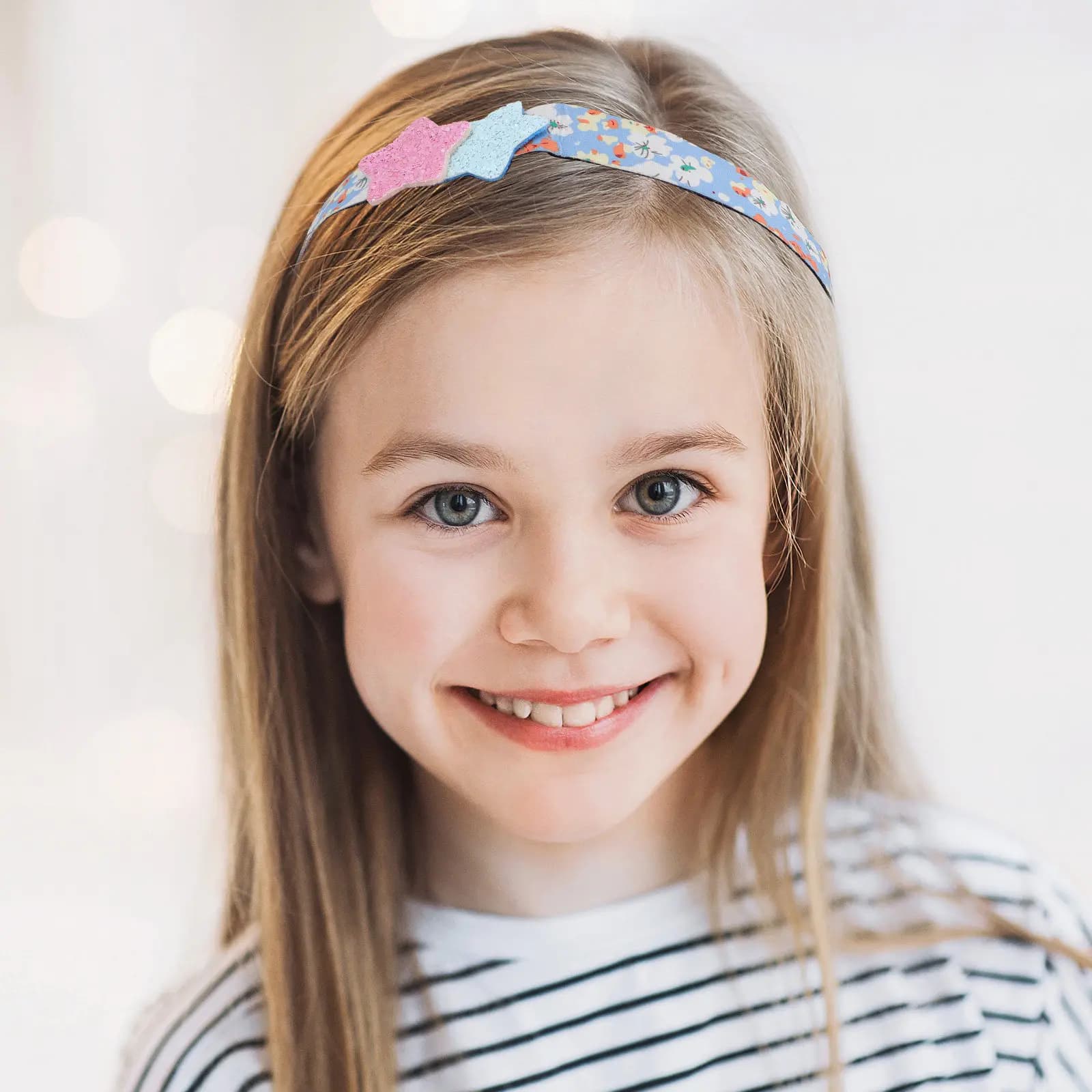 6 pezzi di clip adesive glitterate per fissare la frangia, accessori per capelli per donne e ragazze, strumento adesivo per frangia.