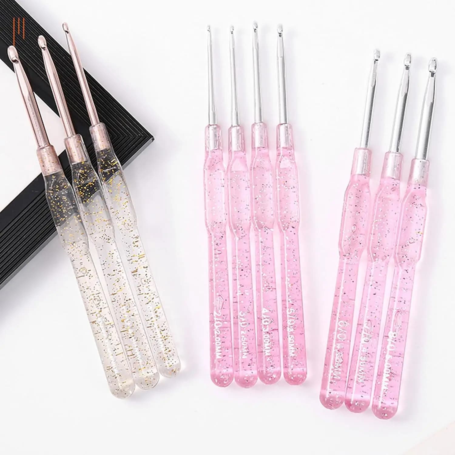 Glitter Resin Handle Metal Crochet Hook Set 2 To 5 MM Ergonomic Designs for Comfortable Grip Reduced Hand Fatigue Multiple Size