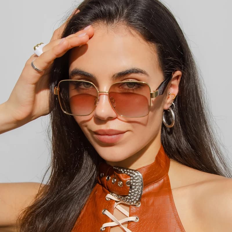 Occhiali da sole rettangolari quadrati Punk donna uomo Luxury Designer Metal Gradient Lens Driving occhiali da sole per donna UV400